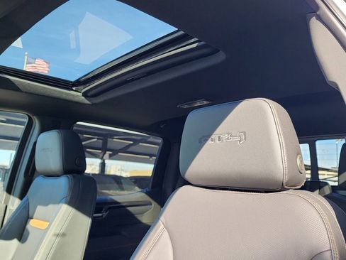 New 2026 GMC Sierra 1500 AT4 w/ AT4 Premium Package image 18