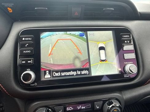 Used 2024 Nissan Kicks SR w/ SR Premium Package FWD image 28