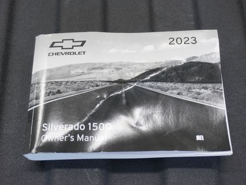 Used 2023 Chevrolet Silverado 1500 W/T w/ WT Safety Package AWD/4WD image 21