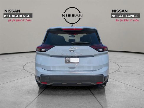 New 2026 Nissan Rogue SV image 6