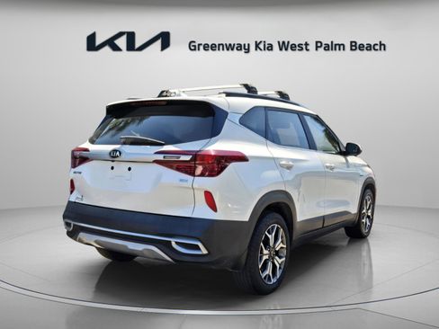 Used 2021 Kia Seltos EX image 7