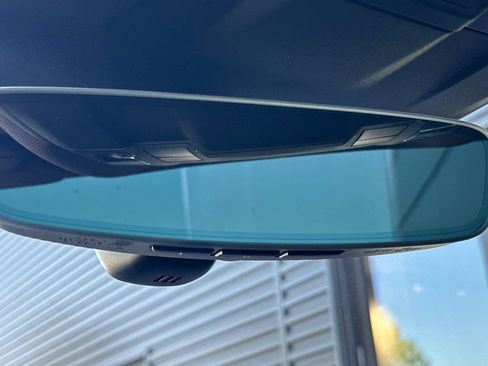 New 2026 Porsche Taycan image 21