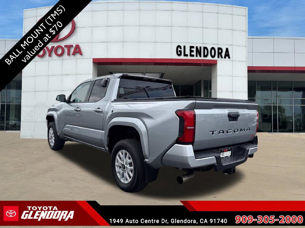 Used 2024 Toyota Tacoma SR5 RWD image 9