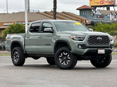 Used 2023 Toyota Tacoma TRD Off-Road AWD/4WD image 8