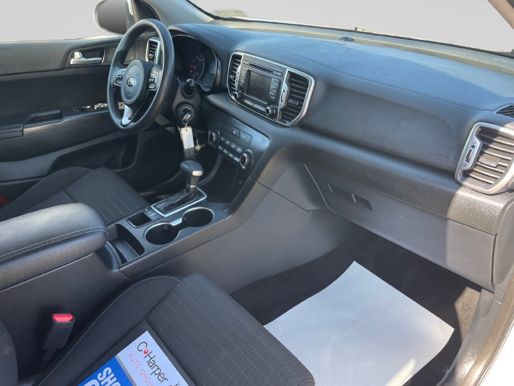 Used 2018 Kia Sportage LX AWD/4WD image 10
