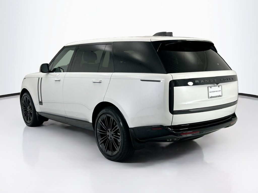 New 2026 Land Rover Range Rover Long Wheelbase SE AWD/4WD image 7