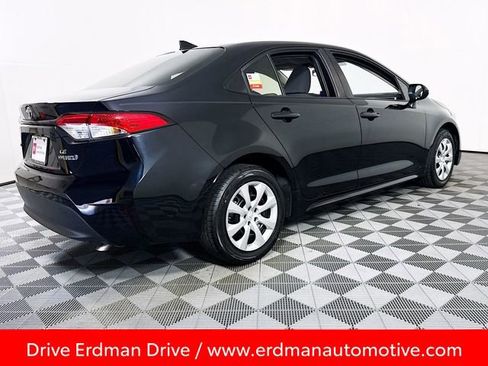 Certified 2024 Toyota Corolla LE image 22