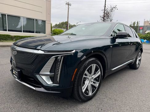 Used 2024 Cadillac Lyriq Tech w/ Driver Assist Package AWD/4WD image 4