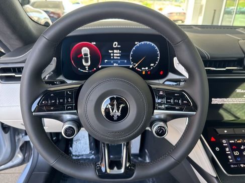 New 2026 Maserati GranCabrio Modena AWD/4WD image 19