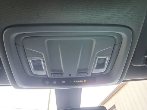 Used 2021 Chevrolet Silverado 1500 Custom image 41