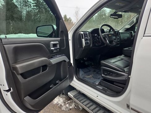Used 2018 Chevrolet Silverado 1500 LTZ Z71 image 10