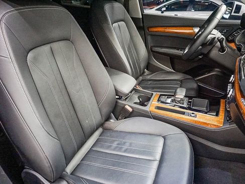 Used 2023 Audi Q5 2.0T Premium Plus w/ Premium Plus Package image 18