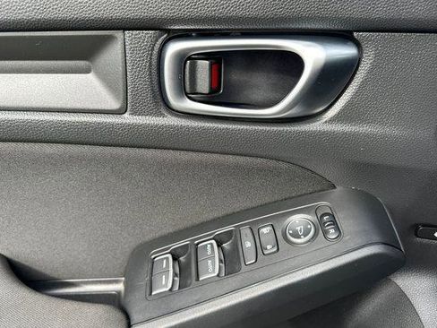 Used 2022 Honda Civic Sport image 11