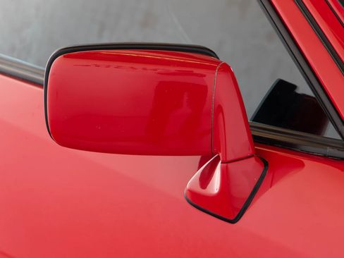 Used 1989 Porsche 944 Turbo image 18