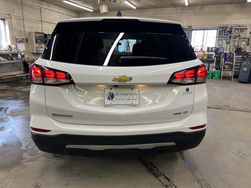 Used 2022 Chevrolet Equinox LT image 4