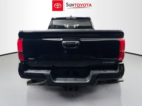 New 2025 Toyota Tacoma TRD Sport image 5