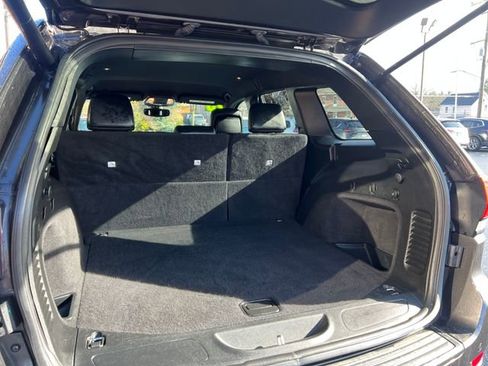 Used 2020 Jeep Grand Cherokee Altitude image 14