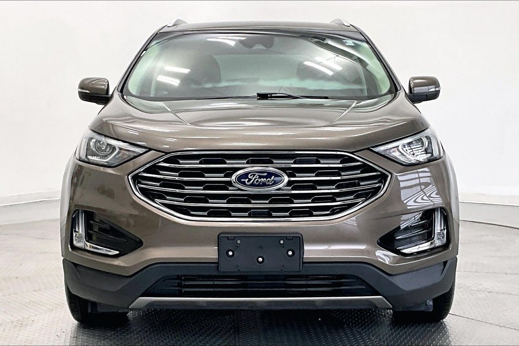 Used 2019 Ford Edge SEL w/ Equipment Group 201A AWD/4WD image 3