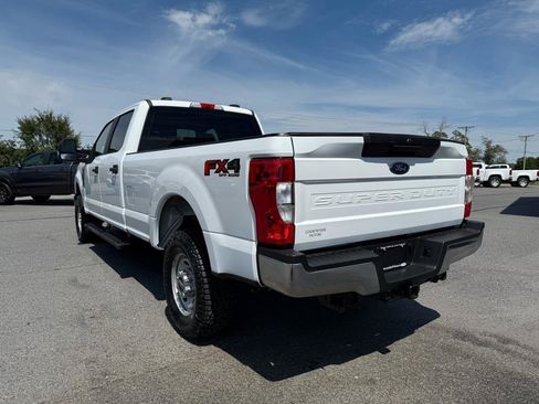 Used 2022 Ford F250 XL w/ Power Equipment Group AWD/4WD image 4