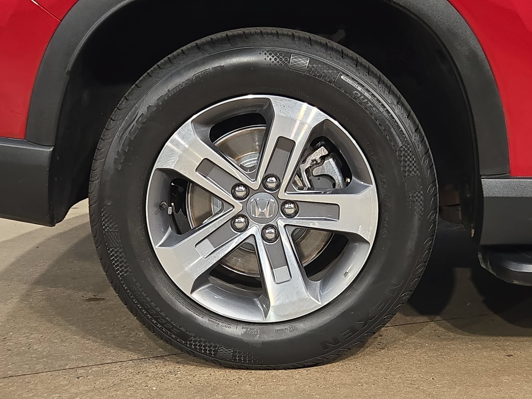 Used 2025 Honda Pilot EX-L image 17