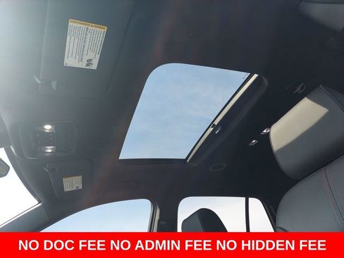Used 2023 Chevrolet Traverse RS AWD/4WD image 26