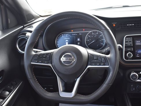 Used 2020 Nissan Kicks SR image 34