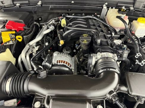 Used 2023 Jeep Gladiator Rubicon w/ LED Lighting Group image 34