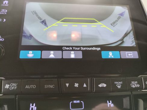 Used 2024 Honda Odyssey Elite image 24