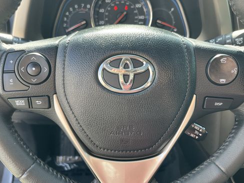 Used 2013 Toyota RAV4 Limited FWD image 19