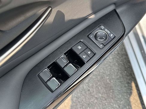 Used 2022 Lexus ES 350 w/ Premium Package FWD image 17