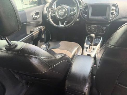 Used 2020 Jeep Compass Latitude w/ Cold Weather Group AWD/4WD image 38
