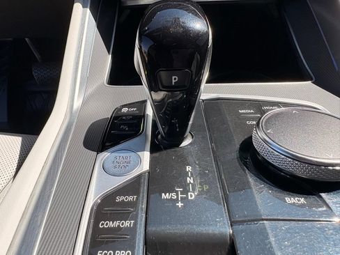 Used 2023 BMW X6 xDrive40i w/ Premium Package AWD/4WD image 18