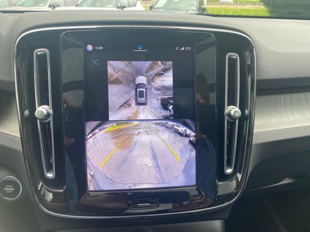 Used 2024 Volvo XC40 B5 Plus w/ Climate Package AWD/4WD image 19