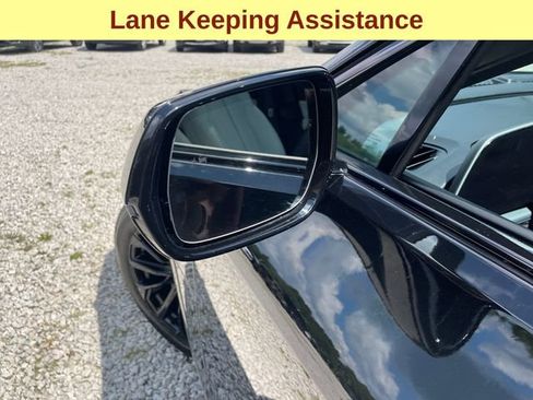 Used 2024 Cadillac Lyriq Sport RWD image 7