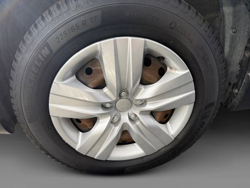 Used 2016 Subaru Outback 2.5i image 9