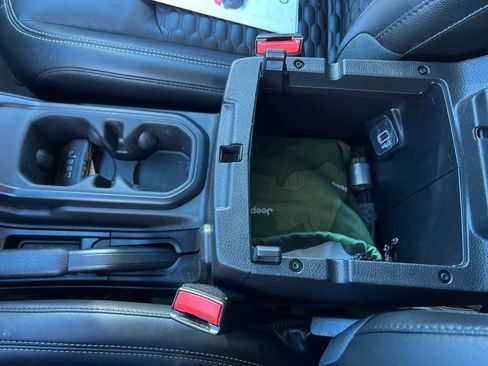 Certified 2023 Jeep Wrangler Unlimited Sport image 21