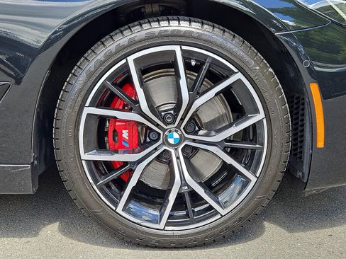 Used 2023 BMW 530i xDrive w/ M Sport Package AWD/4WD image 8