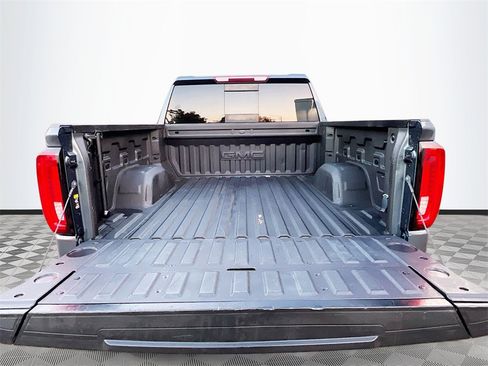 Used 2020 GMC Sierra 1500 SLT w/ SLT Premium Package image 26