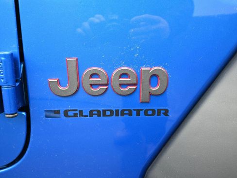 Used 2023 Jeep Gladiator Rubicon w/ LED Lighting Group image 7