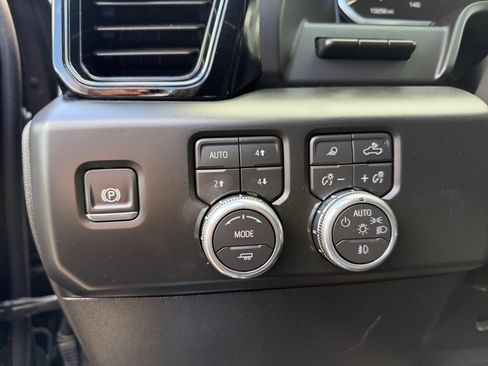 Used 2026 GMC Sierra 2500 AT4 w/ AT4 Premium Plus Package AWD/4WD image 24