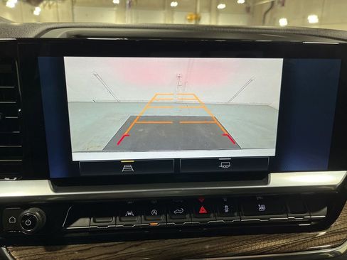 Used 2023 Chevrolet Silverado 1500 LT w/ Protection Package image 18