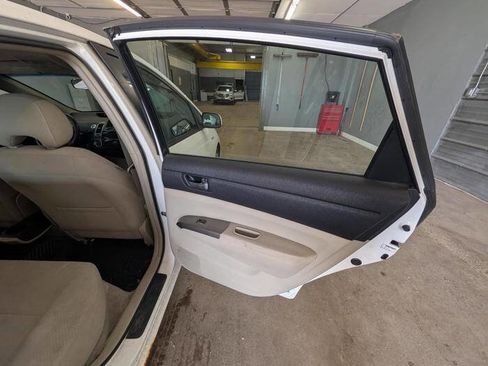 Used 2006 Toyota Prius FWD image 28