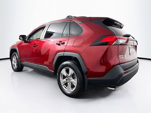 Certified 2022 Toyota RAV4 XLE image 5