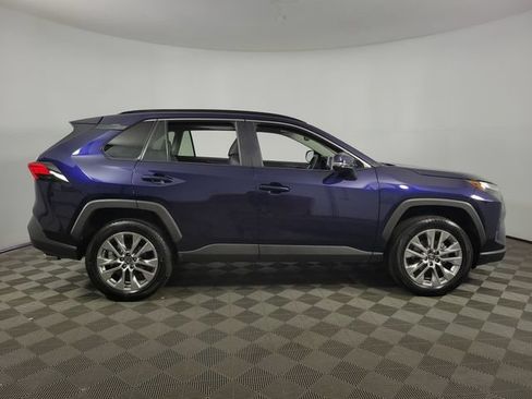 Used 2025 Toyota RAV4 XLE Premium FWD image 10