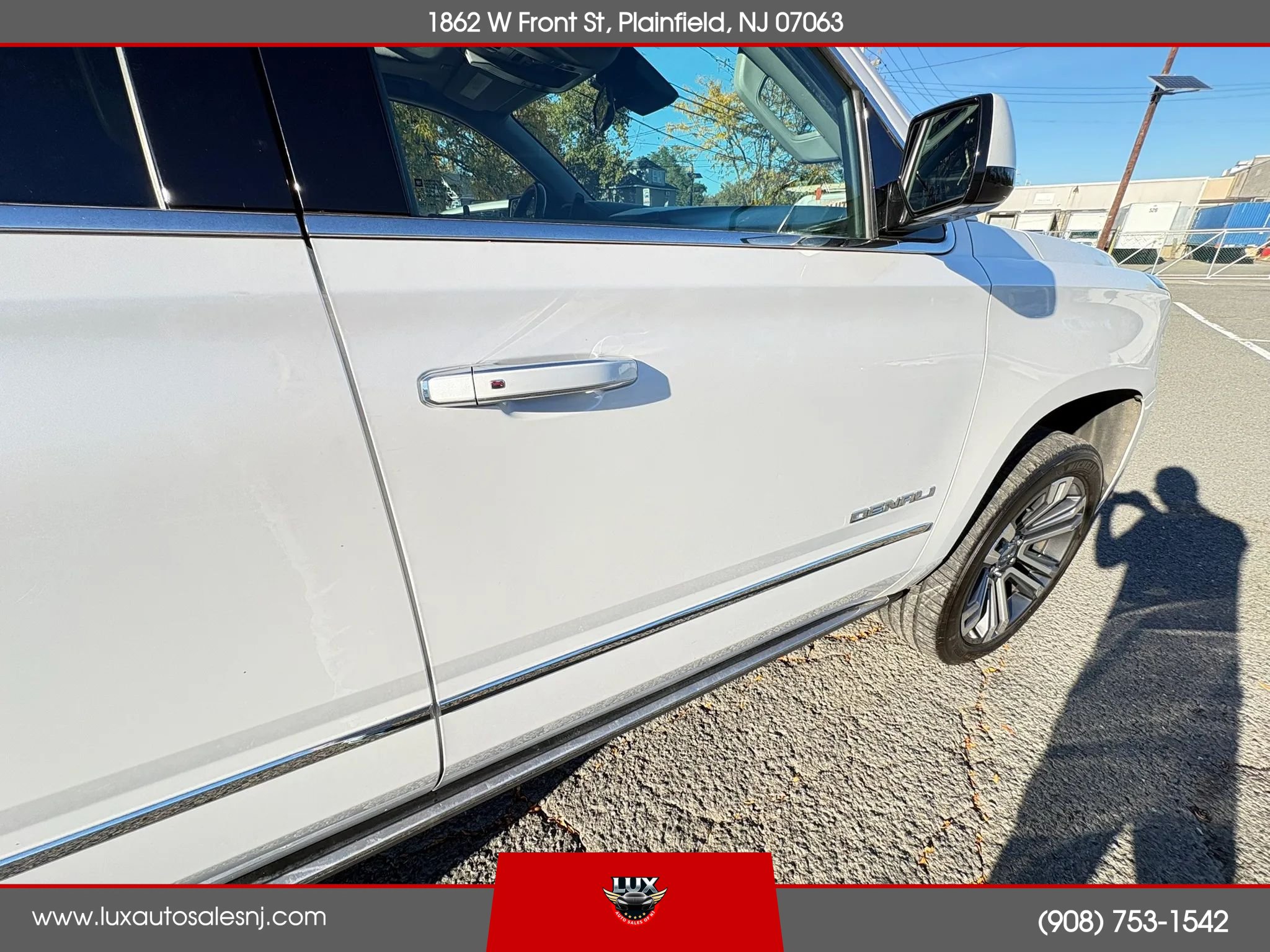 Used 2019 GMC Yukon Denali w/ Denali Ultimate Package AWD/4WD image 13
