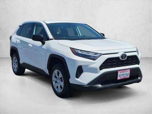 Certified 2023 Toyota RAV4 LE FWD image 3
