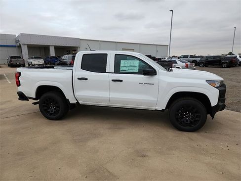 New 2026 Chevrolet Colorado W/T image 5