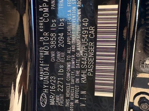 Used 2023 Hyundai Elantra SEL w/ Convenience Package image 18