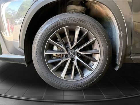 Used 2023 Lexus NX 250 FWD image 11