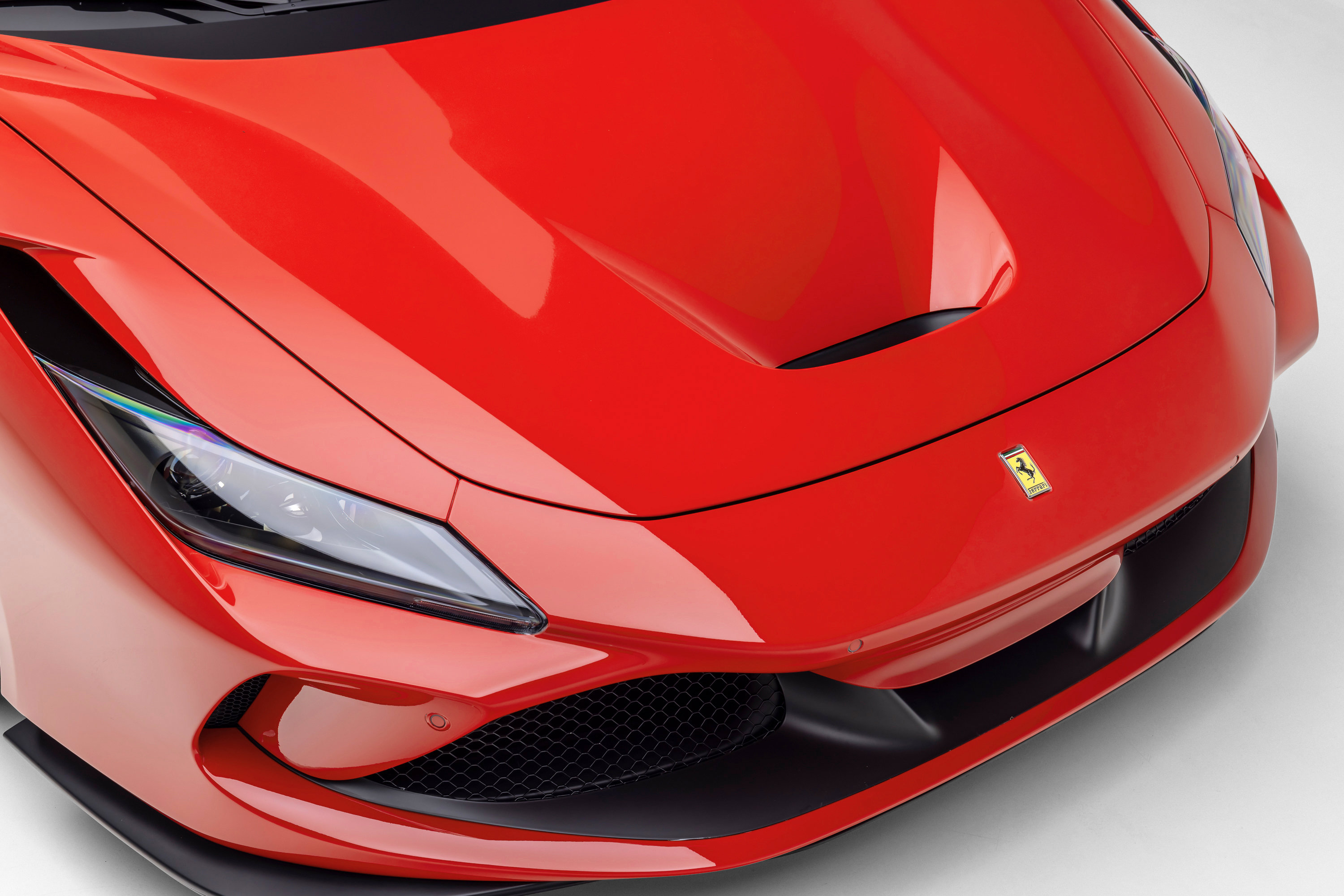 Certified 2022 Ferrari F8 Tributo RWD image 24